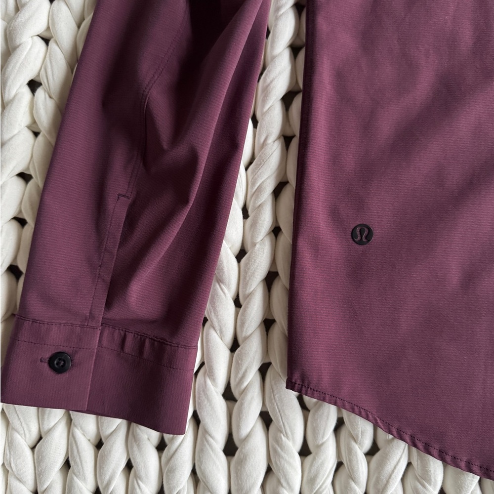 Lululemon Voyage Long Sleeve Buttondown in Wee Stripe Black Cherry Prep Red - Picture 4 of 6